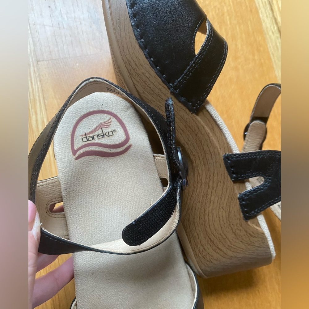 Dansko Season Leather Strappy Sandals, 8-9 - Picture 7 of 7